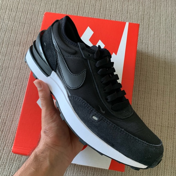 Nike Waffle One - Picture 2 of 4